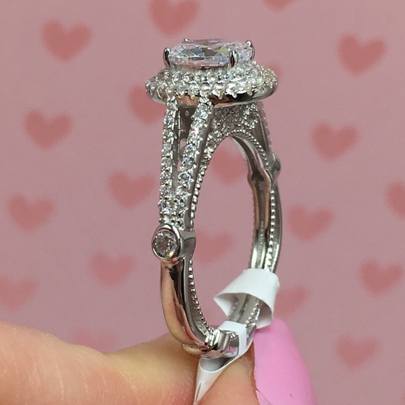 18k white gold oval wedding engagement ring 2 ct - Picture 3 of 8